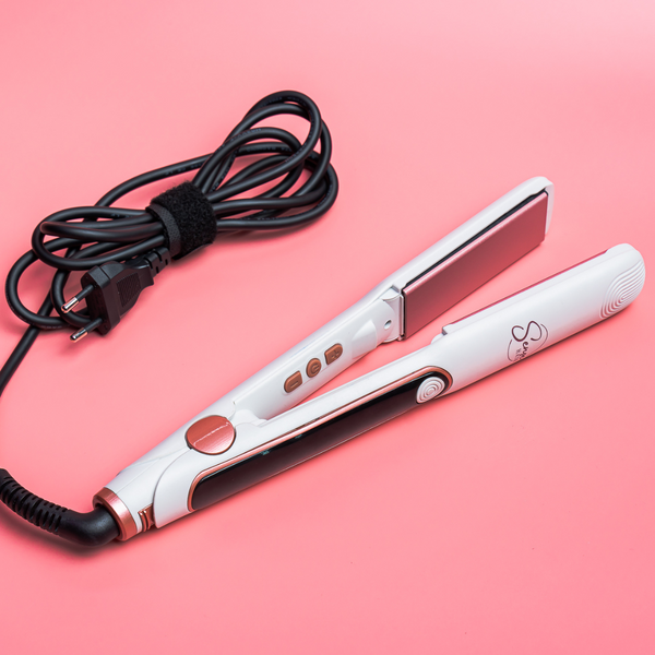 The Straightener - White